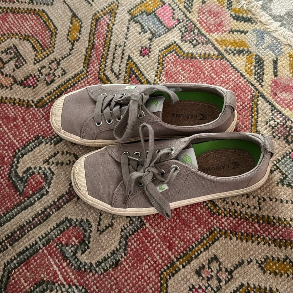 Carisma canvas grey tennis shoes.